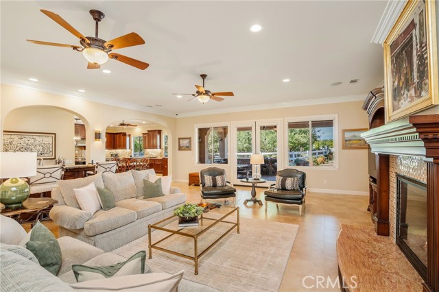 Detail Gallery Image 32 of 55 For 15929 Mandalay Rd, Canyon Country,  CA 91387 - 4 Beds | 5 Baths