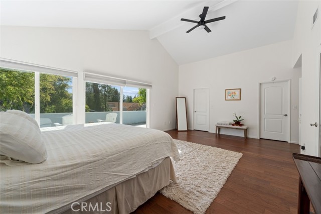 27093 Esward Drive, Calabasas CA: https://media.crmls.org/medias/48cff60f-ff12-4936-ab43-04052f072fab.jpg