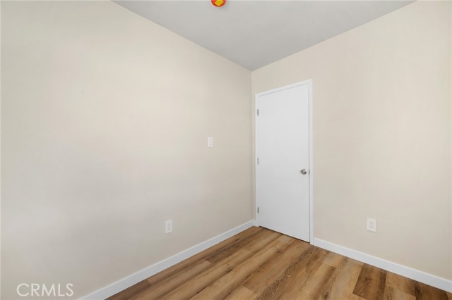 908 East Maple, A photo 13