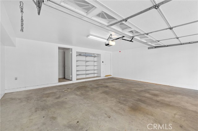 Detail Gallery Image 5 of 39 For 4838 Elmwood #7,  Los Angeles,  CA 90004 - 3 Beds | 3 Baths