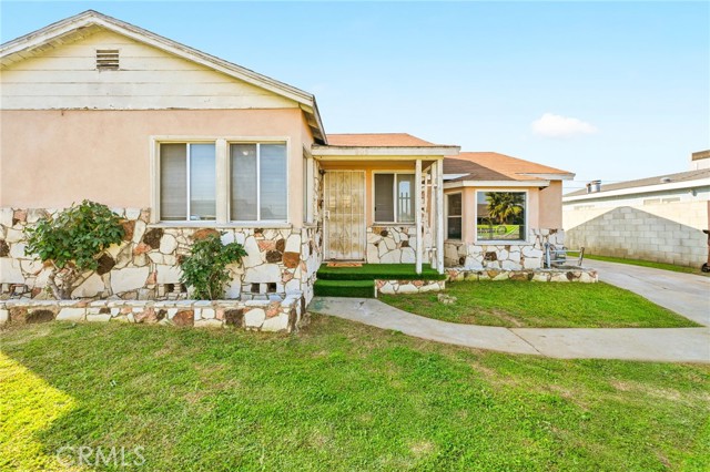 803 N Grandee, Compton CA: https://media.crmls.org/medias/48d09900-ab2c-4056-9838-4357dc66856e.jpg