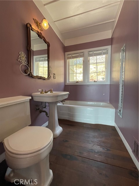 28665 Willow Road, Lake Arrowhead CA: https://media.crmls.org/medias/48d0e91f-5079-41c9-93c6-594fc71a32cd.jpg