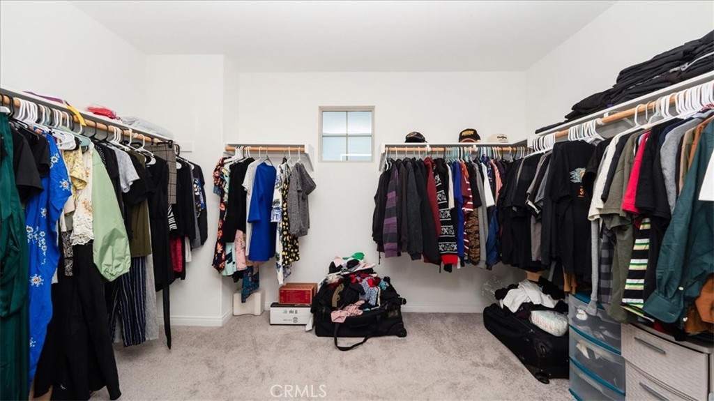 https://media.crmls.org/medias/48d173df-0289-4363-be1d-7cecb5f4ab4a.jpg?preset=X-Large