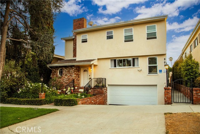 908 15th Street, Santa Monica CA: https://media.crmls.org/medias/48d1af6a-e2f3-450e-a2d1-966ce39ccef9.jpg