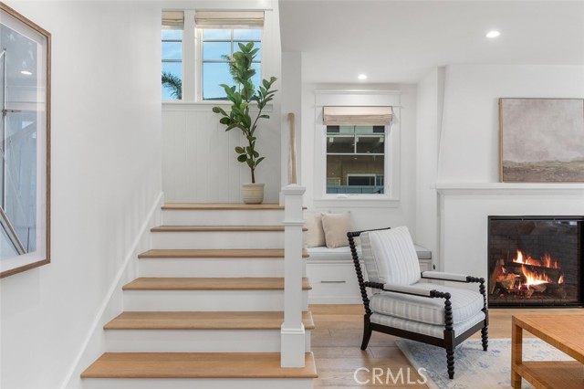 Detail Gallery Image 32 of 75 For 153 Granada Ave, Long Beach,  CA 90803 - 5 Beds | 4 Baths