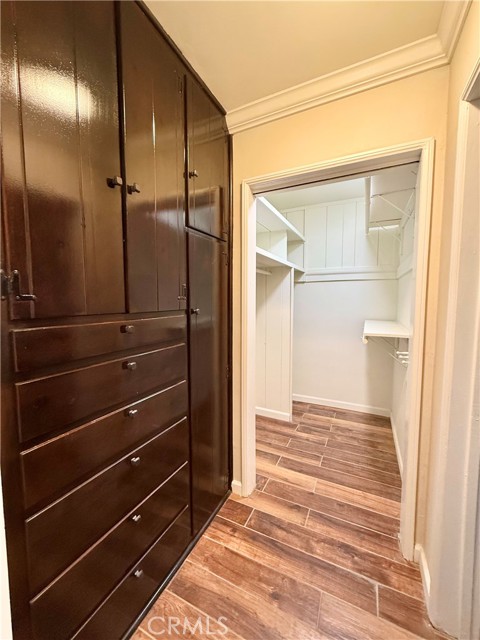 Detail Gallery Image 10 of 31 For 24 10th Ct, Hermosa Beach,  CA 90254 - 1 Beds | 1 Baths