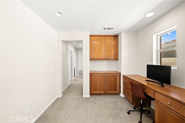 27620 Desert Gold Court, Murrieta CA: https://media.crmls.org/medias/48d2e39c-38bb-43c3-8717-1f76a1918f98.jpg