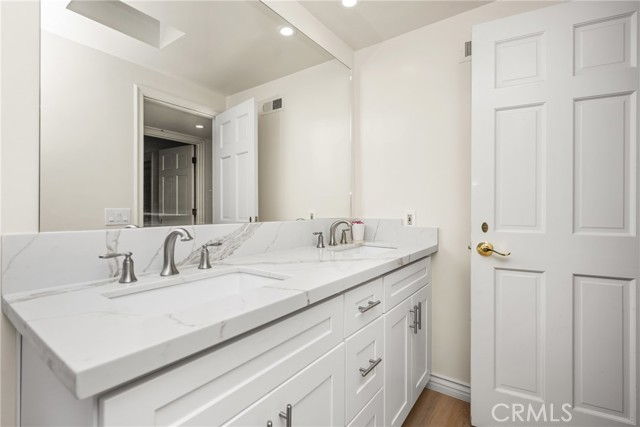 Detail Gallery Image 32 of 40 For 2707 Island View, Corona Del Mar,  CA 92625 - 4 Beds | 2/1 Baths