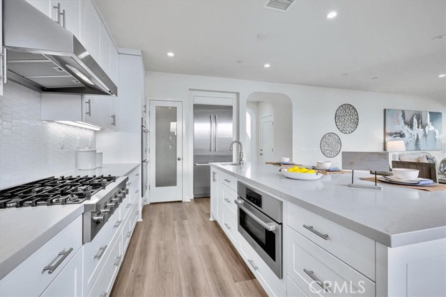 Detail Gallery Image 10 of 57 For 114 Bouquet, Irvine,  CA 92618 - 4 Beds | 2/1 Baths