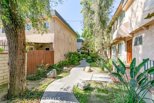 Detail Gallery Image 34 of 36 For 17151 Roscoe Bld #21,  Northridge,  CA 91325 - 2 Beds | 1/1 Baths