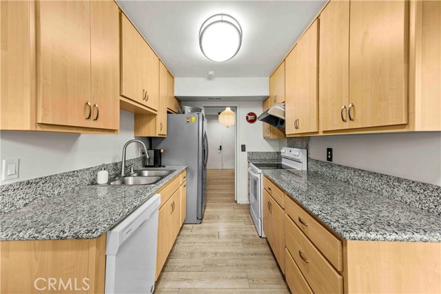 Detail Gallery Image 7 of 32 For 1301 S Atlantic 231c,  Monterey Park,  CA 91754 - 2 Beds | 2 Baths