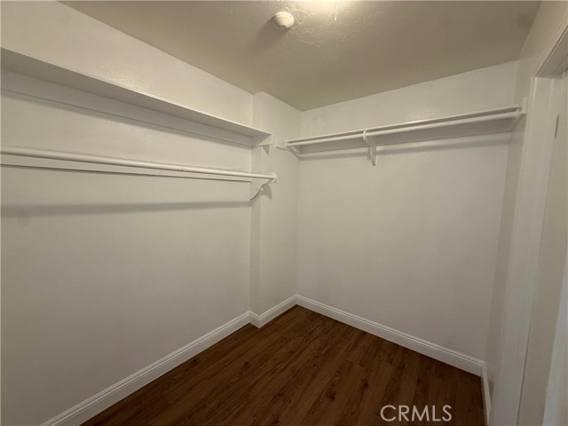 Detail Gallery Image 8 of 9 For 575 Esplanade #303,  Redondo Beach,  CA 90277 - 2 Beds | 2 Baths