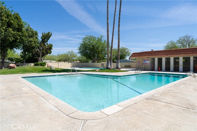 Detail Gallery Image 19 of 25 For 3524 E Avenue R #300,  Palmdale,  CA 93550 - 3 Beds | 2 Baths