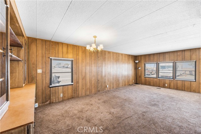 2121 Nadeau Street, Mojave CA: https://media.crmls.org/medias/48d7d2ae-a009-4721-9904-0c49e4e5e711.jpg