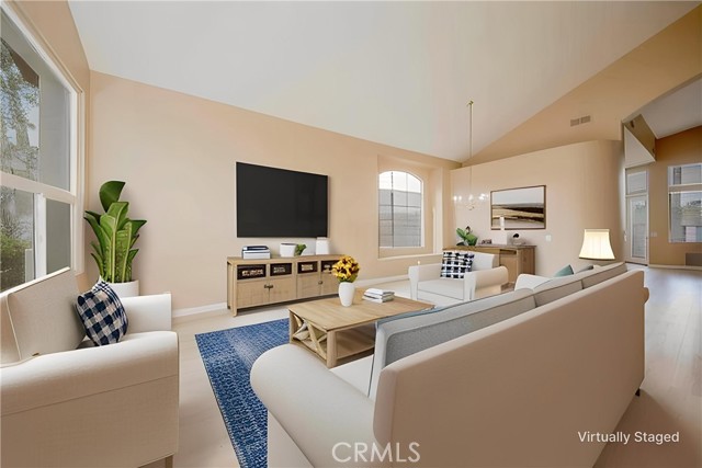5338 S Chariton Avenue, Ladera Heights CA: https://media.crmls.org/medias/48d7ea83-ed78-4a8c-9d0a-448b7d2b01da.jpg