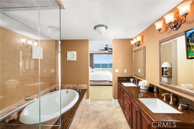 1400 E Ocean Boulevard, Long Beach CA: https://media.crmls.org/medias/48d8672e-cabd-4c0f-a192-f3db5b30d176.jpg