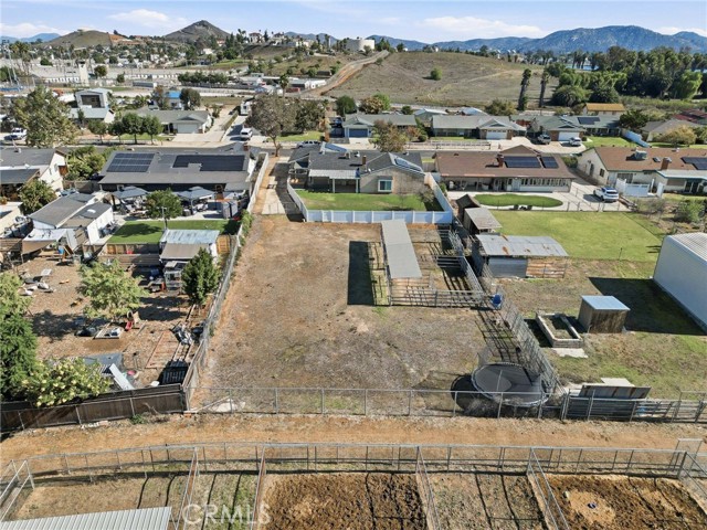 Detail Gallery Image 38 of 44 For 3090 Bronco Ln, Norco,  CA 92860 - 4 Beds | 2 Baths