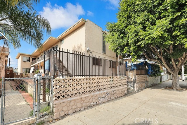 959 S Soto Street #6, Los Angeles, CA, 90023 959 S Soto Street #6, Los Angeles, CA, 90023