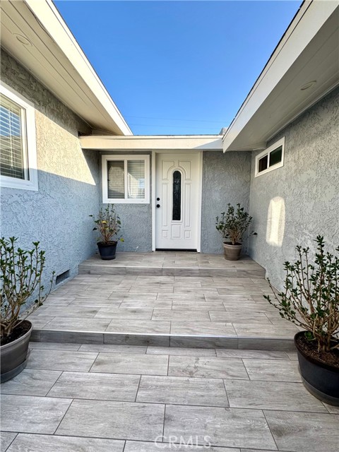 4628 W Simmons Avenue, Orange CA: https://media.crmls.org/medias/48dad2ae-c5ad-4c16-b444-ab585b1f194f.jpg