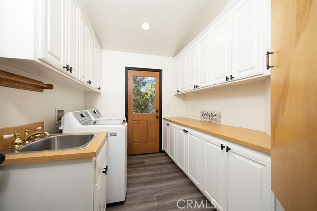 39607 Forest Road, Big Bear Lake CA: https://media.crmls.org/medias/48db32c4-8e0c-4376-8187-c6edd49b792b.jpg