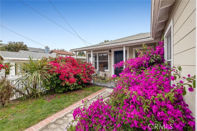 617 Beryl Street, Redondo Beach, California 90277, 2 Bedrooms Bedrooms, ,1 BathroomBathrooms,Residential,Sold,Beryl,SB23099666