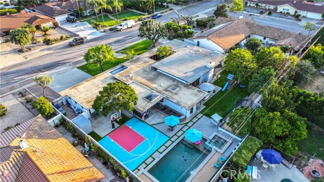 315 Teasdale Drive, Claremont CA: https://media.crmls.org/medias/48dc18b7-5538-4b52-9fee-f379e62ad0ab.jpg