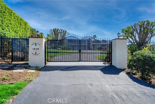 1808 Via Coronel, Palos Verdes Estates CA: https://media.crmls.org/medias/48dd21cc-f860-435a-a507-c4ad7f67edc9.jpg