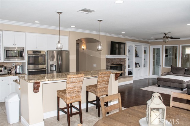 1671 Fairway Drive, Corona CA: https://media.crmls.org/medias/48ddf15f-4fe2-4229-b24a-04a33996af4c.jpg