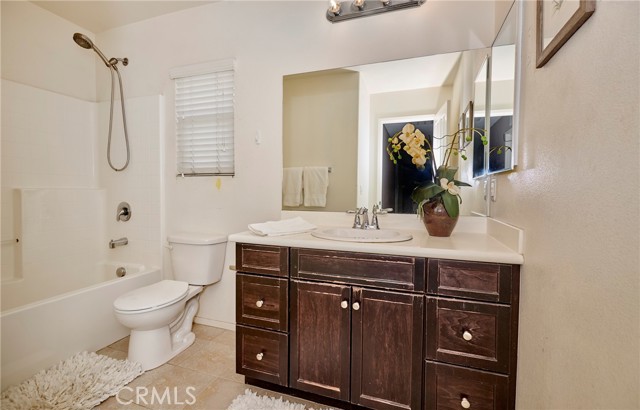 Detail Gallery Image 33 of 49 For 16782 Buttonwood, Fontana,  CA 92336 - 4 Beds | 3 Baths