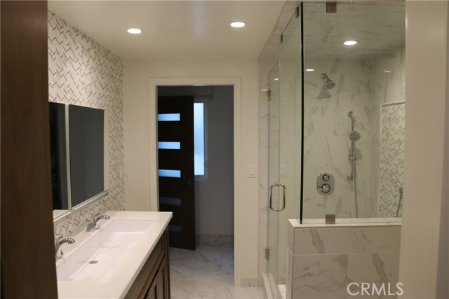 Detail Gallery Image 13 of 15 For 1215 Bayside Drive #103,  Corona Del Mar,  CA 92625 - 2 Beds | 2 Baths