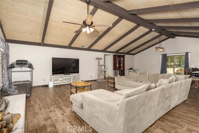 Detail Gallery Image 9 of 37 For 47440 Hopi Ave, Coarsegold,  CA 93614 - 3 Beds | 2 Baths