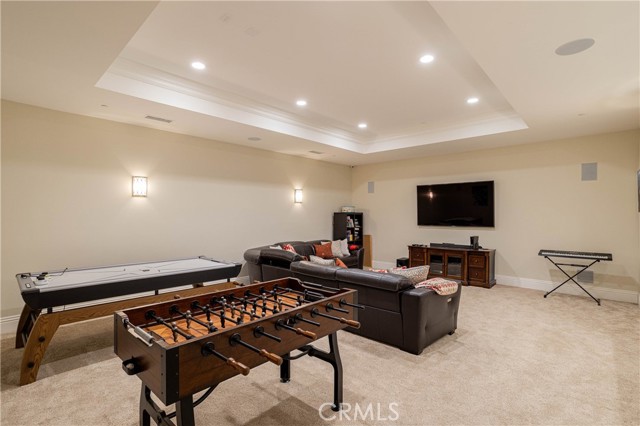 Detail Gallery Image 25 of 34 For 25 Blue Grass, Irvine,  CA 92603 - 6 Beds | 6/3 Baths