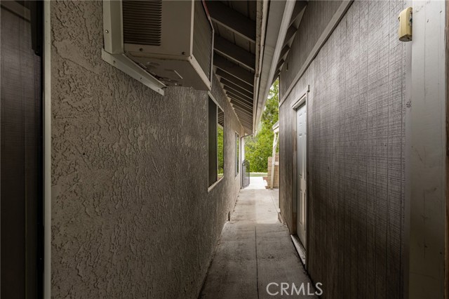 1116 Ca-2, Wrightwood CA: https://media.crmls.org/medias/48e1ad0f-8cb6-4a1a-806d-2e6b20bb330a.jpg