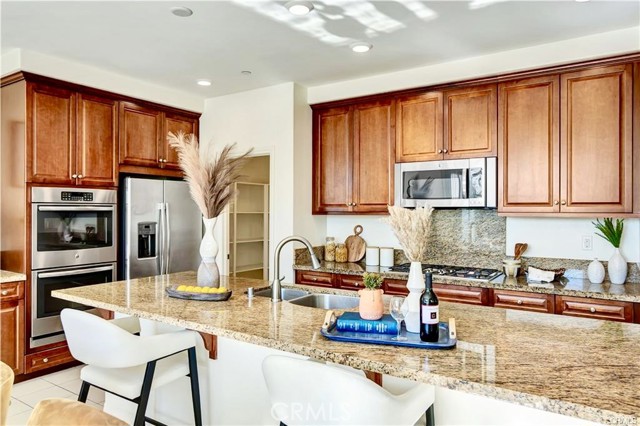 Detail Gallery Image 6 of 24 For 13300 Winslow, Rancho Cucamonga,  CA 91739 - 5 Beds | 3 Baths