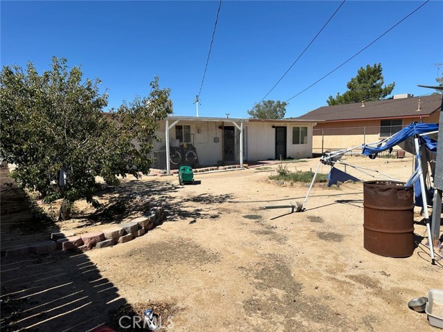 Detail Gallery Image 12 of 14 For 72163 Sun Valley Dr, Twentynine Palms,  CA 92277 - 3 Beds | 2 Baths