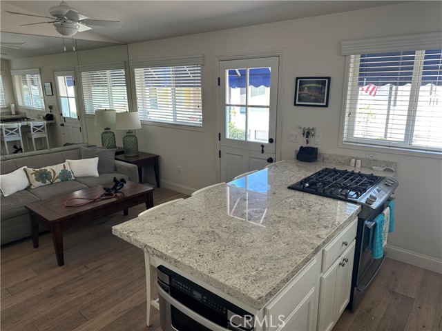 Detail Gallery Image 1 of 1 For 42 Drake St, Newport Beach,  CA 92663 - 2 Beds | 2 Baths