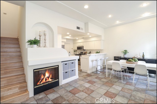 Detail Gallery Image 3 of 28 For 92 Carlsbad Ln, Aliso Viejo,  CA 92656 - 2 Beds | 2/1 Baths