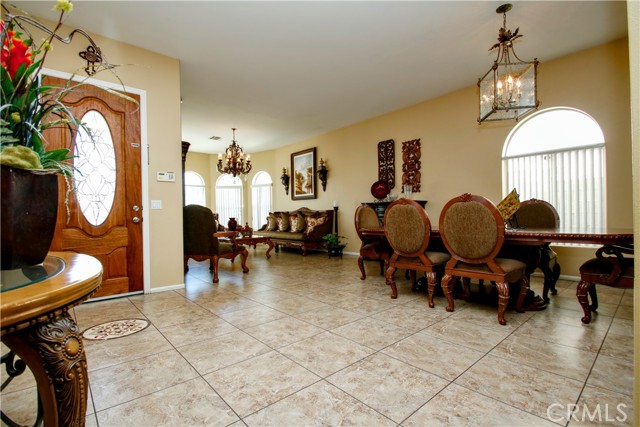 Detail Gallery Image 7 of 52 For 31540 Avenida Del Padre, Cathedral City,  CA 92234 - 4 Beds | 2/1 Baths