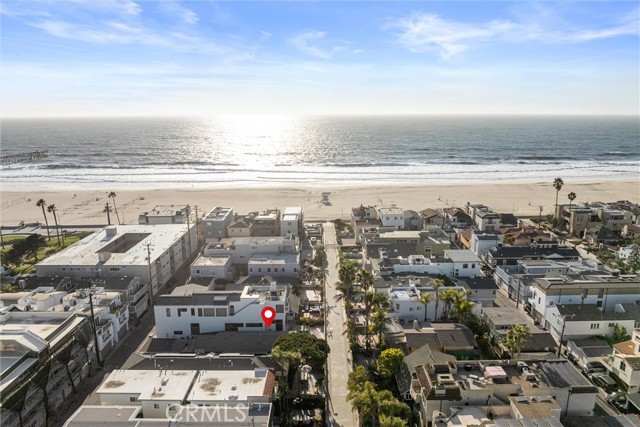 66 16th Street, Hermosa Beach, California 90254, 4 Bedrooms Bedrooms, ,2 BathroomsBathrooms,Residential,Sold,16th Street,SB25047715