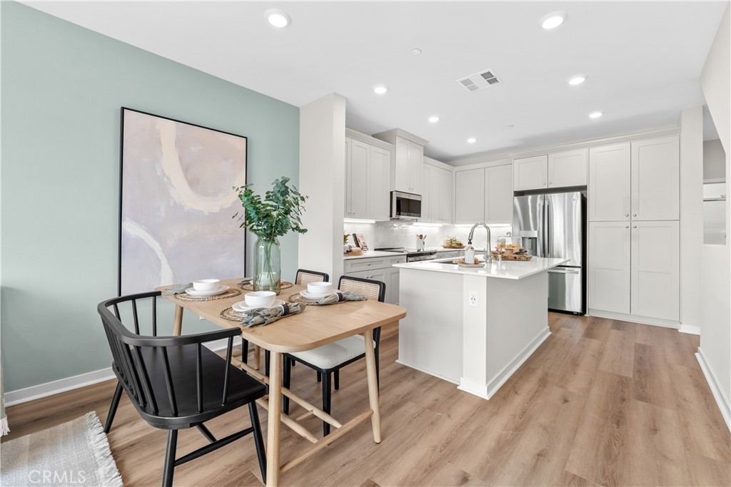 9421 N Sepulveda Blvd. #4