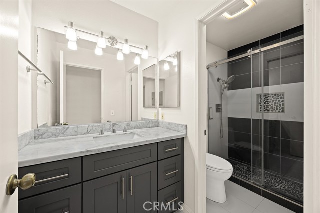 Detail Gallery Image 24 of 42 For 549 Springbrook, Irvine,  CA 92614 - 2 Beds | 1 Baths