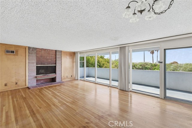 649 Gould Terrace, Hermosa Beach, California 90254, 4 Bedrooms Bedrooms, ,3 BathroomsBathrooms,Residential,For Sale,Gould,SB26071143