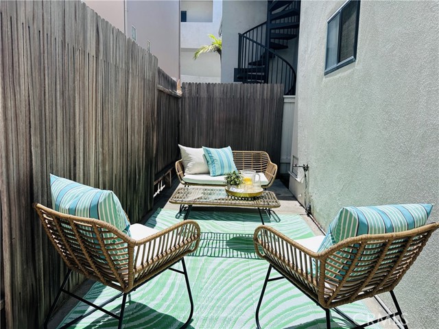 440 29th Street, Manhattan Beach CA: https://media.crmls.org/medias/48e813f1-913a-48d0-8826-91e4104995a2.jpg