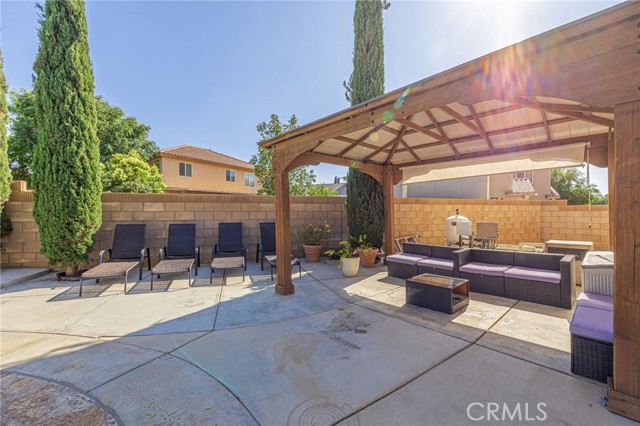 4302 Olivera Place, Lancaster CA: https://media.crmls.org/medias/48e81e28-3e27-48cf-930e-1115f18bf7df.jpg