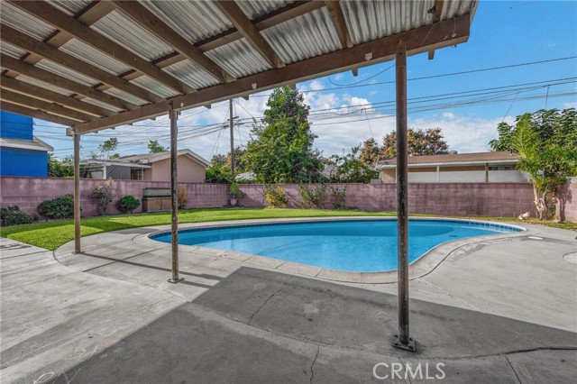 Detail Gallery Image 11 of 42 For 12137 Cornuta Ave, Downey,  CA 90242 - 3 Beds | 1 Baths