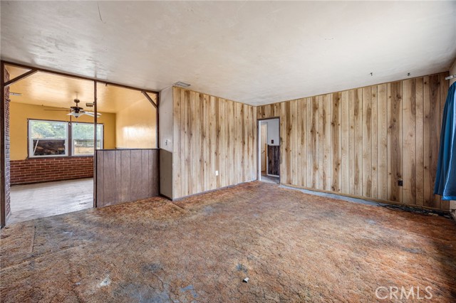 9259 Beech Avenue, Fontana CA: https://media.crmls.org/medias/48eae40a-7e8b-49ff-bf07-d5376565dffb.jpg