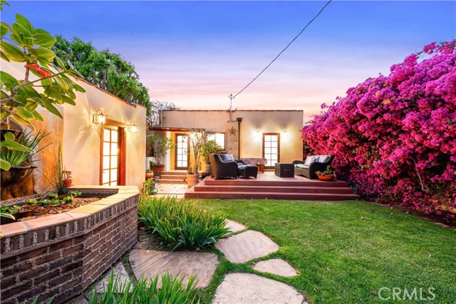 4260 Mcconnell Boulevard, Los Angeles CA: https://media.crmls.org/medias/48eb26cf-5c44-436f-85ed-ce4aa1882ea4.jpg
