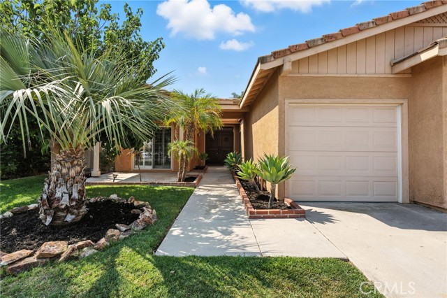Detail Gallery Image 3 of 36 For 41926 Camino Casana, Temecula,  CA 92592 - 4 Beds | 3 Baths