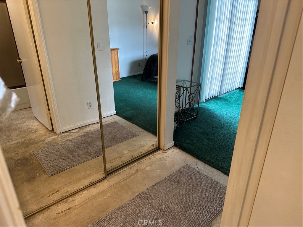 https://media.crmls.org/medias/48ec2689-db6d-4bf7-b246-4f4c38222494.jpg?preset=X-Large