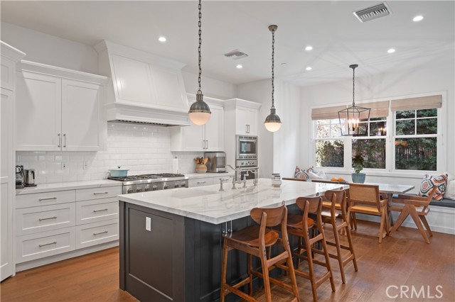 868 27th Street, Manhattan Beach, California 90266, 5 Bedrooms Bedrooms, ,6 BathroomsBathrooms,Residential,Sold,27th,SB21254472